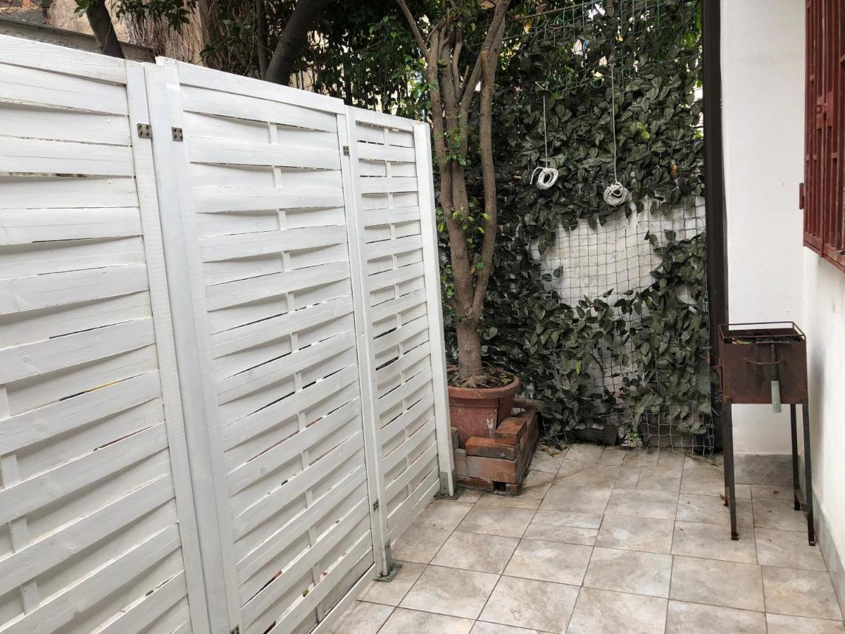 La Casa Del Vicolo Apartment Catania Bagian luar foto