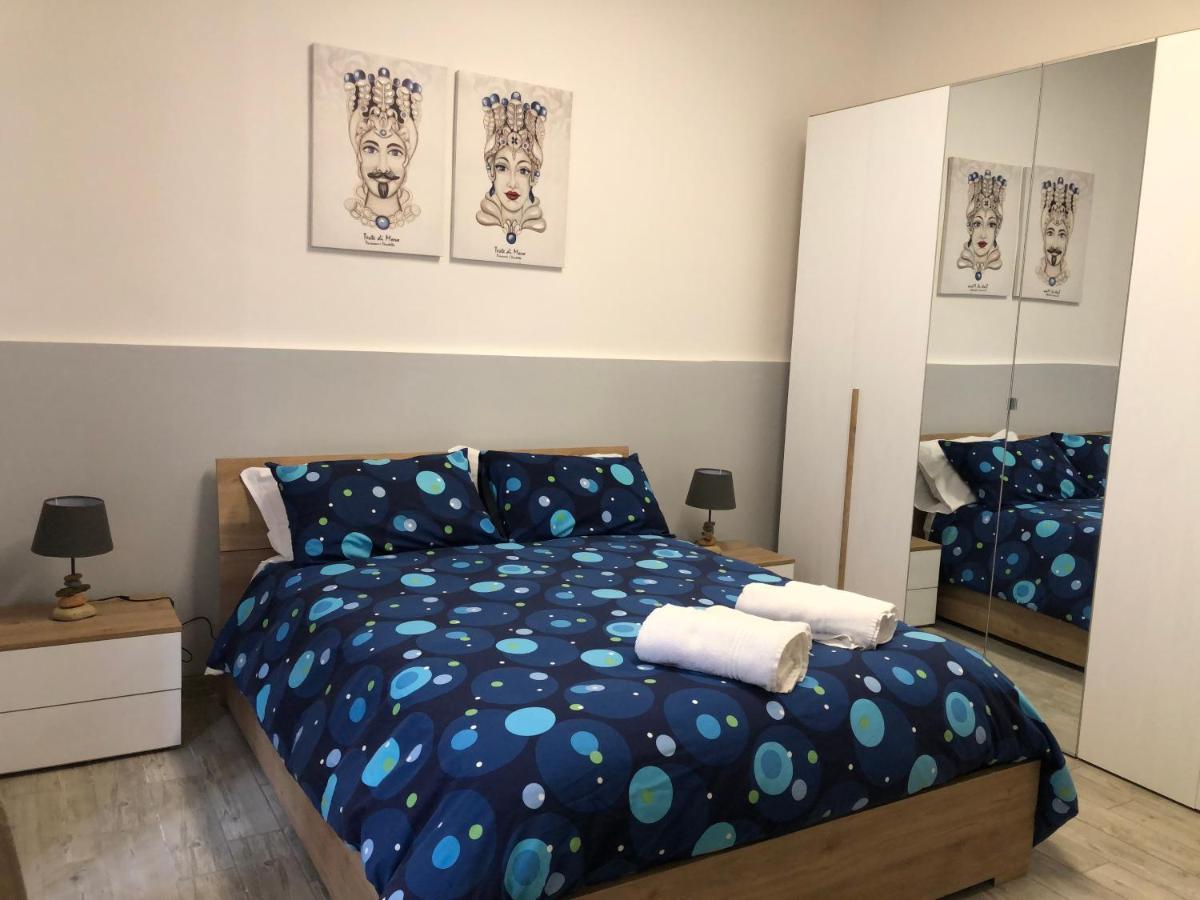 La Casa Del Vicolo Apartment Catania Bagian luar foto